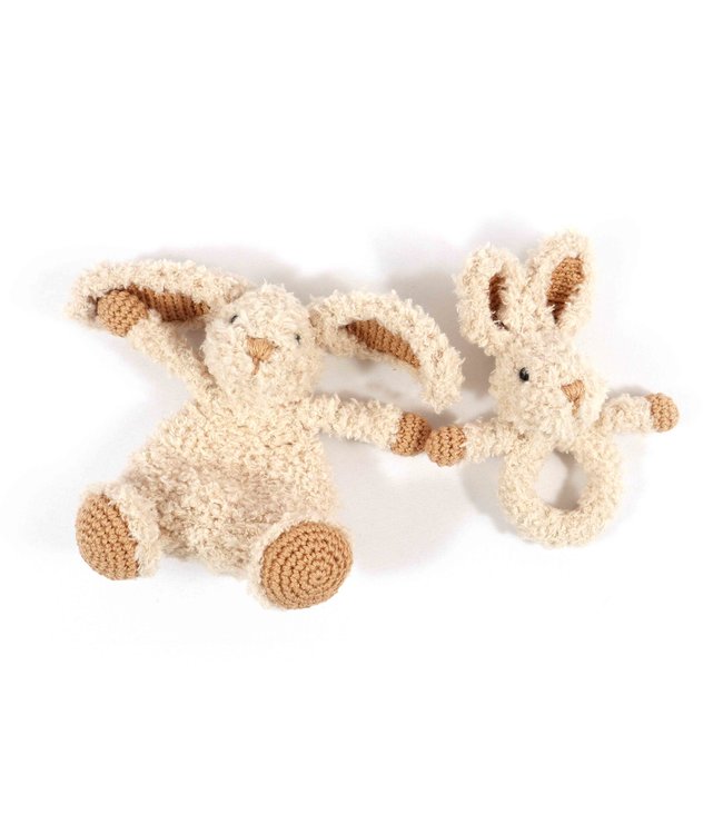 Haakpret Babyknuffel en rammelaar  - Konijn A5 werkbeschrijving - Anja Toonen