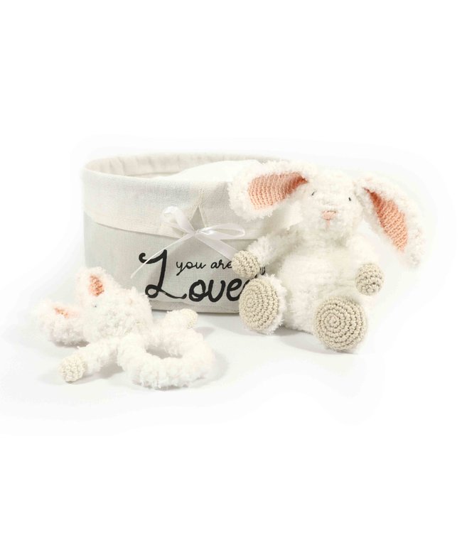 Haakpret Babyknuffel en rammelaar  - Konijn A5 werkbeschrijving - Anja Toonen