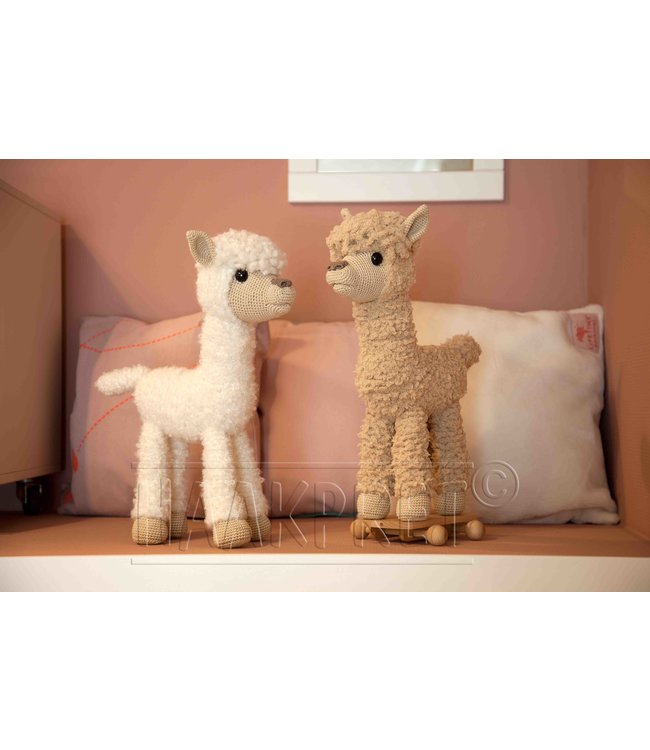 Haakpret Beesies haken deel 2 - hoog op de poten op de roller - Dutch