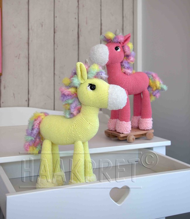 Haakpret Beesies haken deel 2 - hoog op de poten op de roller - Dutch