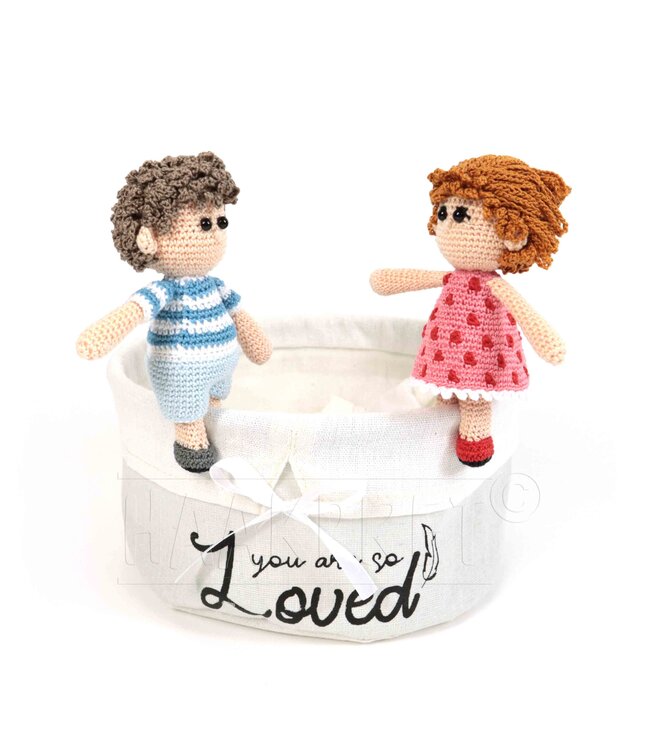 Haakpret Nr. 18 Knijpertje meisje Bibi - description du crochet néerlandais A5