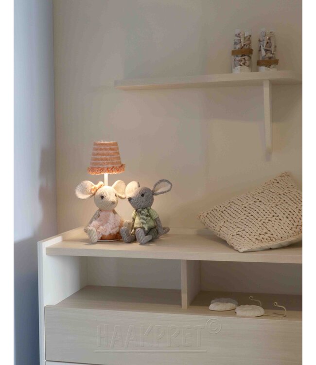 Haakpret Mouse table lamp -  Design A5 (Dutch)   - Anja Toonen