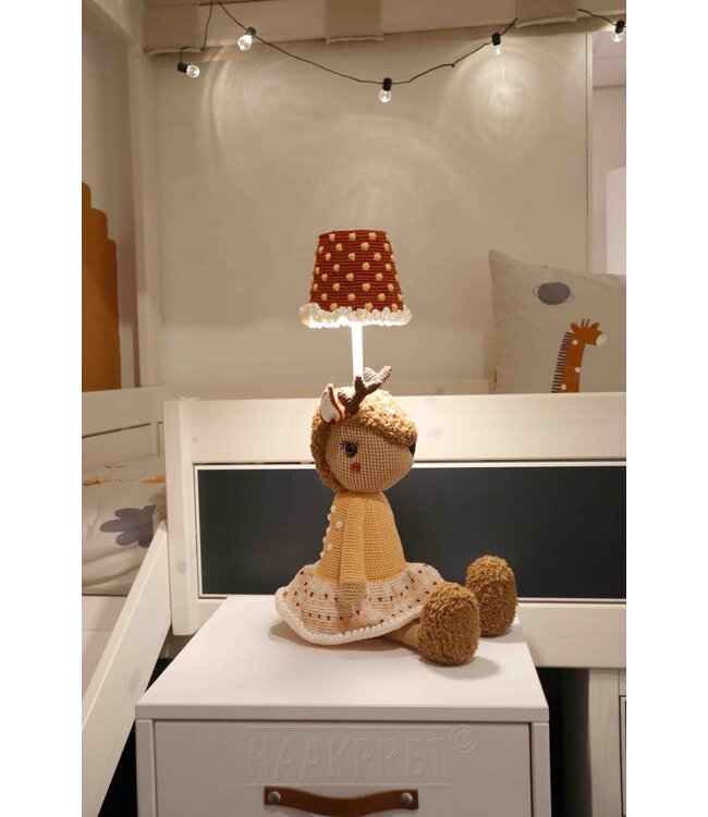 Haakpret Reindeer table lamp -  Design A5 (Dutch)   - Anja Toonen