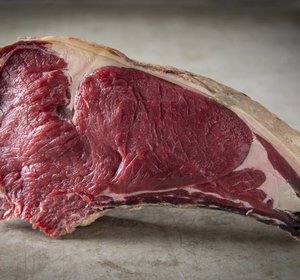 BELGISCH WITBLAUW COTE A L'OS DRY AGED  1000 gr