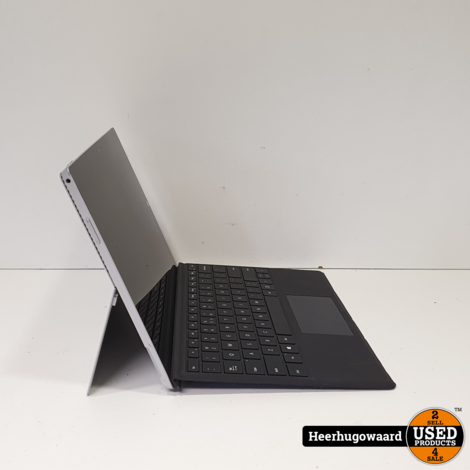 Microsoft Surface Pro 3 - i5 4GB 128GB SSD incl. Typecover in Nette Staat