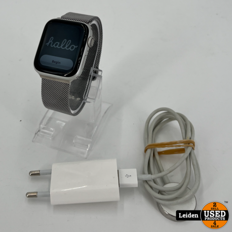 Apple Watch Series 4 - Smartwatch - Wit/Zilver - 44mm