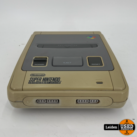 Super Nintendo (SNES)