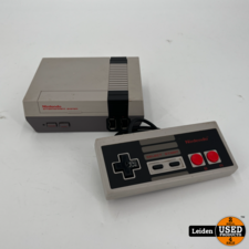 Nintendo NES mini met 1 controller