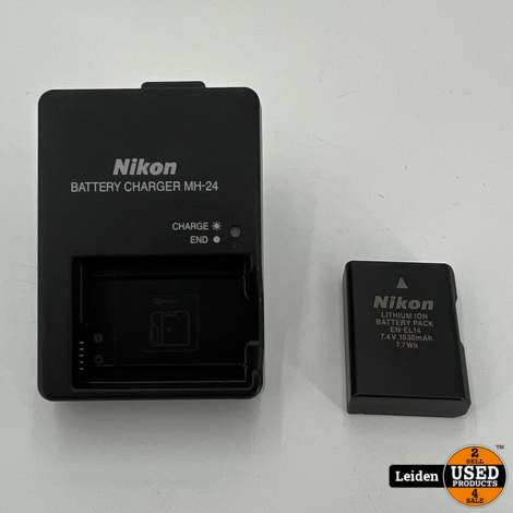 Nikon D3200 DSLR Rood + 18-55mm VR II Lens