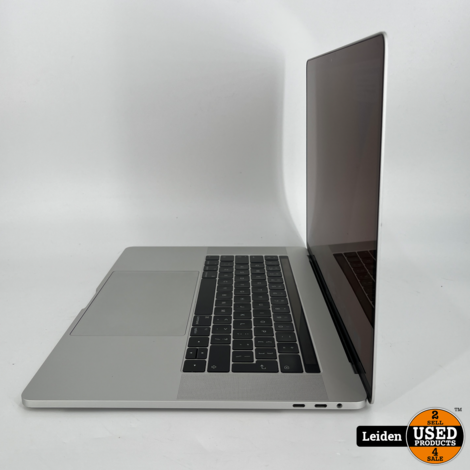 Macbook Pro Touchbar (15-inch, 2017) | Intel Core i7 | 16GB | 256GB SSD