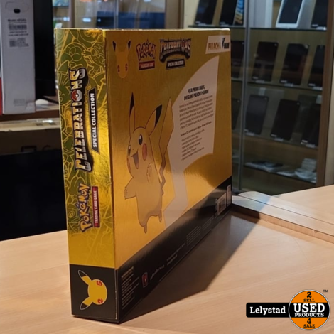 Pokémon Celebrations Pikachu V Union Special Collection Box | Nieuw