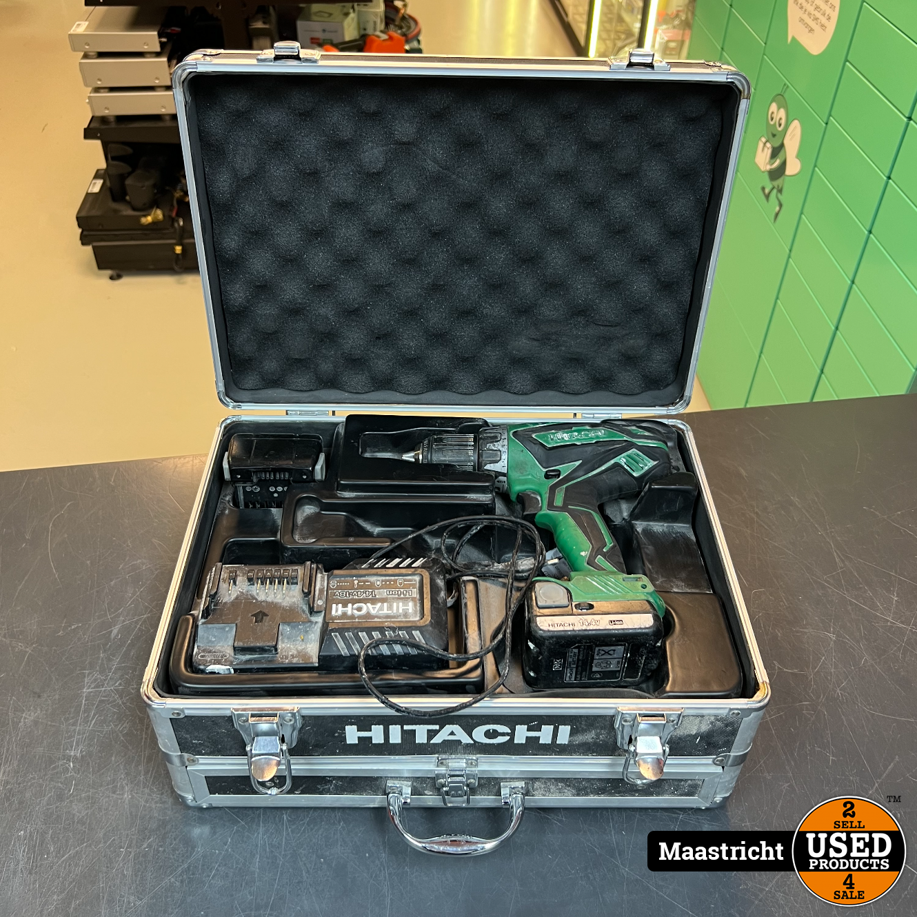 Miles Ontevreden Smash HITACHI DS 14DJL accuboormachine met 2 accu's 14,4 Volt/1,5 Ah + lader in  koffer - Used Products Maastricht