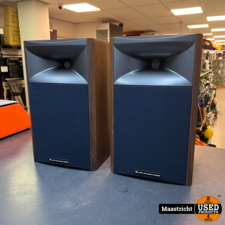 JBL 4306 SPEAKERS, als nieuw (1 hoekje beschadigd) | nwpr 2.399 euro