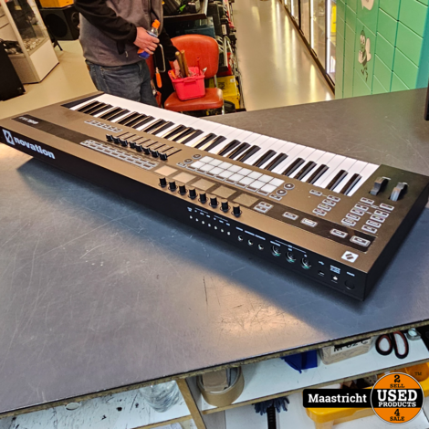 Novation 61SL MKII midi keyboard (Nwp 598 euro)