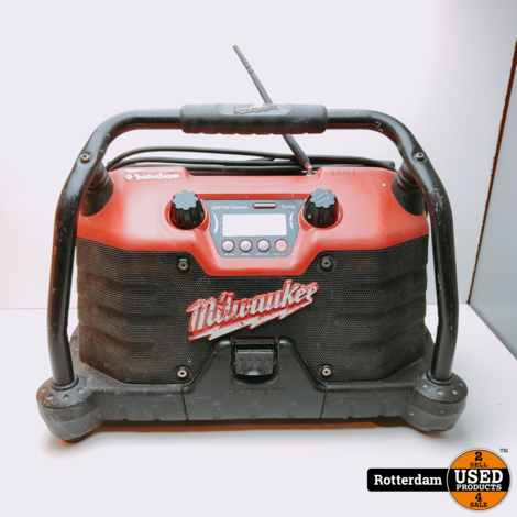 MILWAUKEE V28 JOB SITE Radio