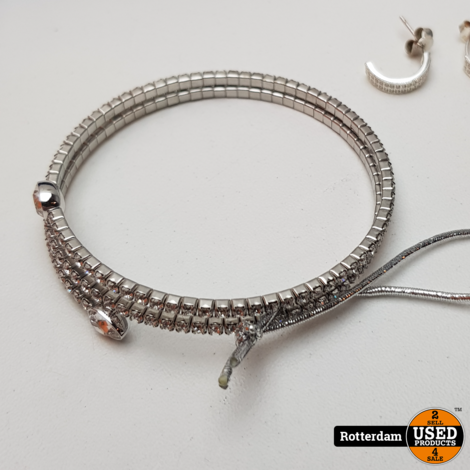 Swarovski Armband Twisty Drop. Met Oorbellen en armband met hartje