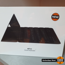 Ipad Smart Keyboard (7e gen) + iPad Air (3e gen) // NEW
