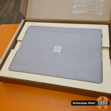 Microsoft Surface Pro 8 - i5-1135G7 - 8GB - 256GB - NEW!!