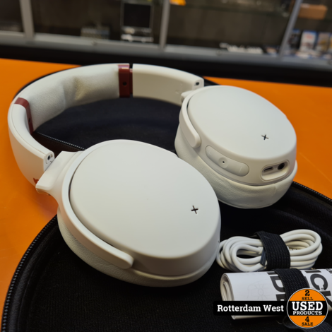 Skullcandy Venue BLUETOOTH Wireless Noise Cancelling