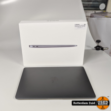 Macbook Air 13inch 2020 M1 256GB SSD 8GB RAM in Doos | Nieuwstaat