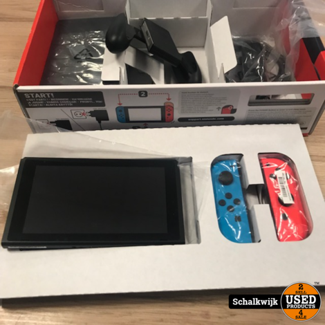 Nintendo Switch console compleet in doos.