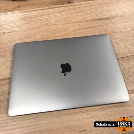 Macbook Pro 2017 met touchbar I5 3.1ghz - 8 gb - 256 Gb SSD