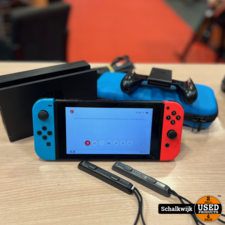 Nintendo Switch console 32GB Neon Rood/Blauw in nette staat