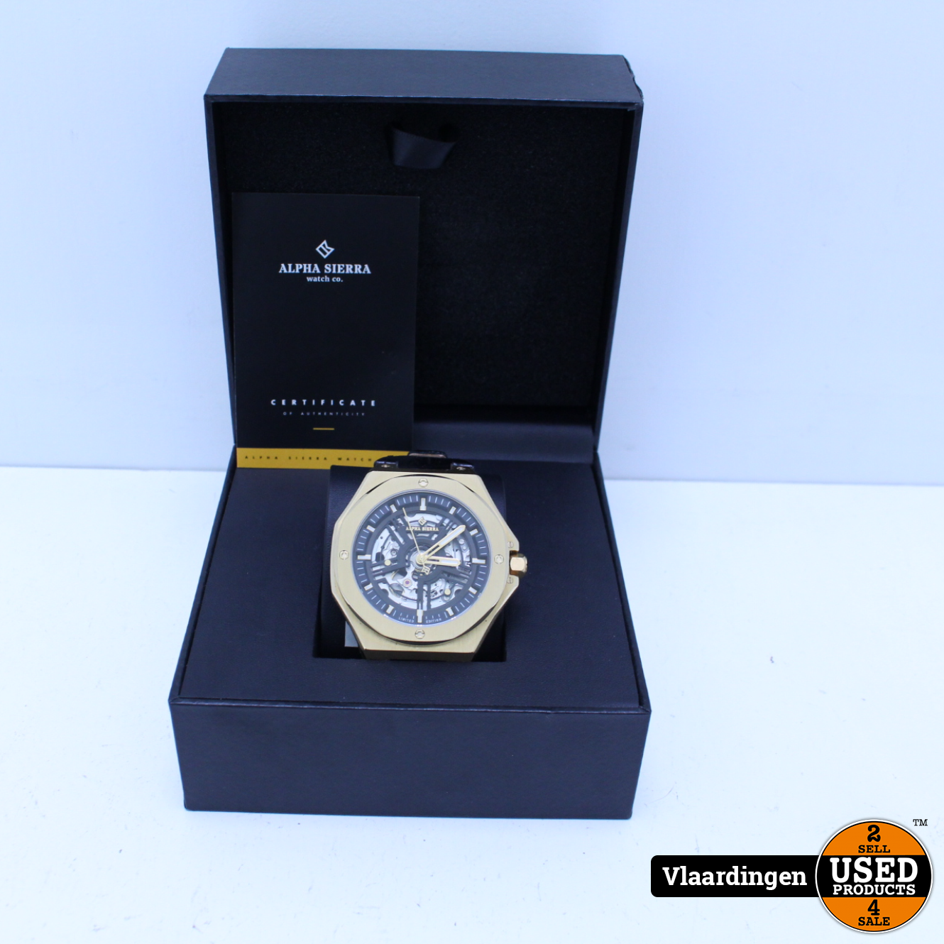 Alpha Sierra Falcon LVD188G - Goudkleurig / Zwart - Leren band -  Herenhorloge - Ø 45 mm - Used Products Vlaardingen