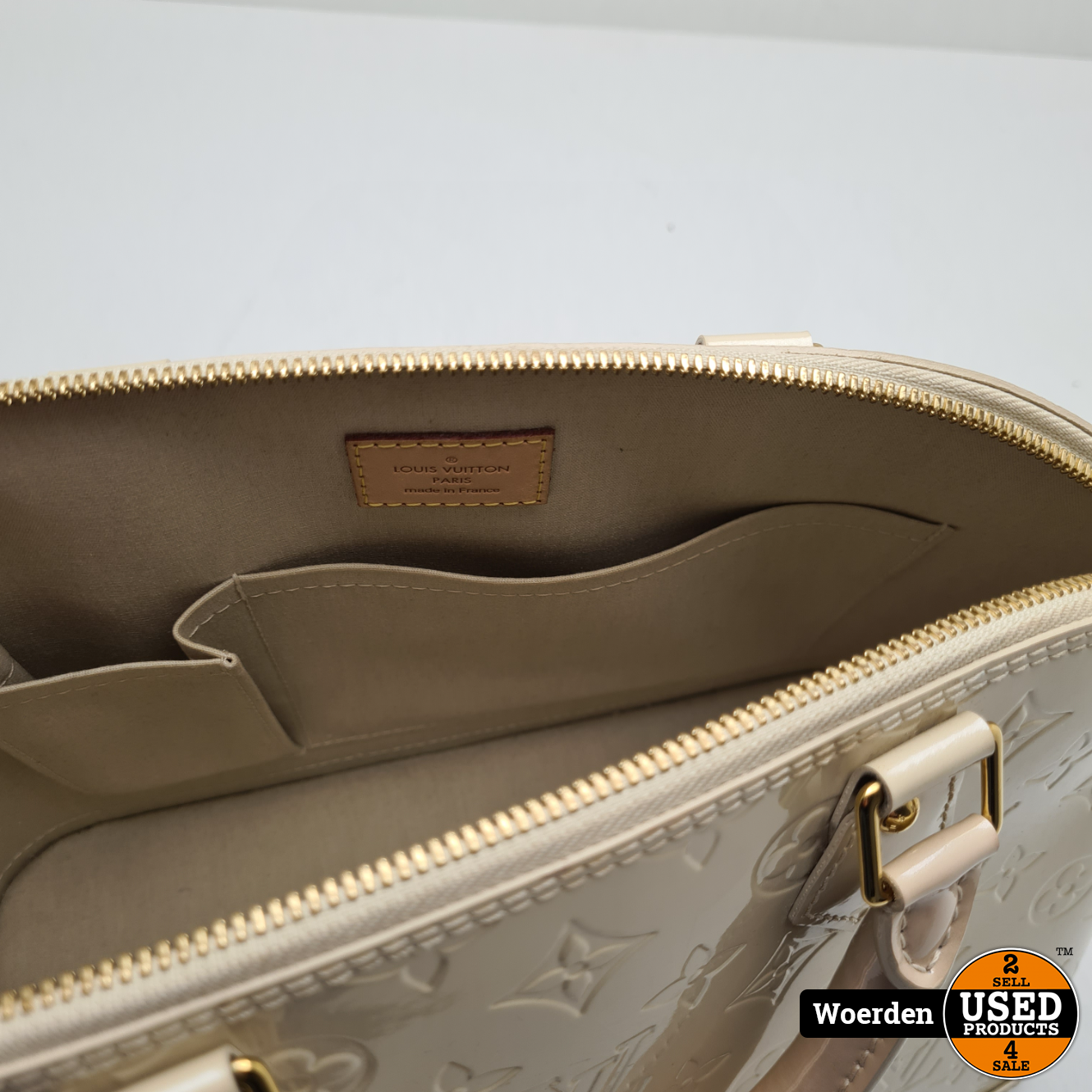 scheerapparaat Conflict uitbreiden Louis Vuitton Beige Monogram Vernis Alma PM Bag | Origineel - Used Products  Woerden