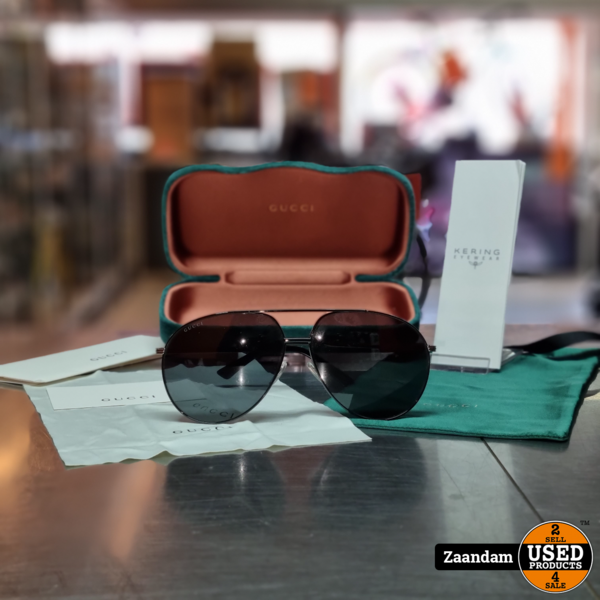 Gucci 001 Zonnebril Zwart in doos - Used Products Zaandam