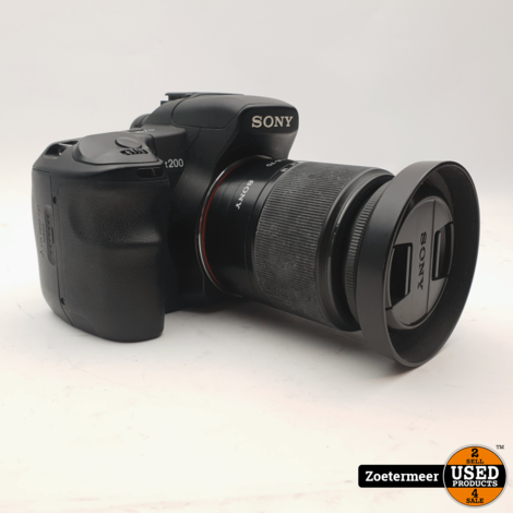 Sony a200 met 18-70mm lens