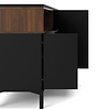 Rosa Kast 1 legplank, 1 deurtje, 3 laden, 2 houten deuren zwart, walnoot decor.