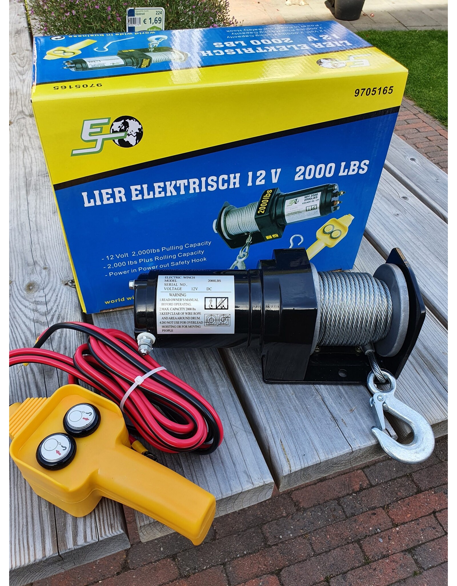 Vonhof Electric trailer winch