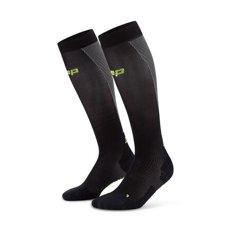CEP CEP Core Run Ultralight Compressiekousen v4