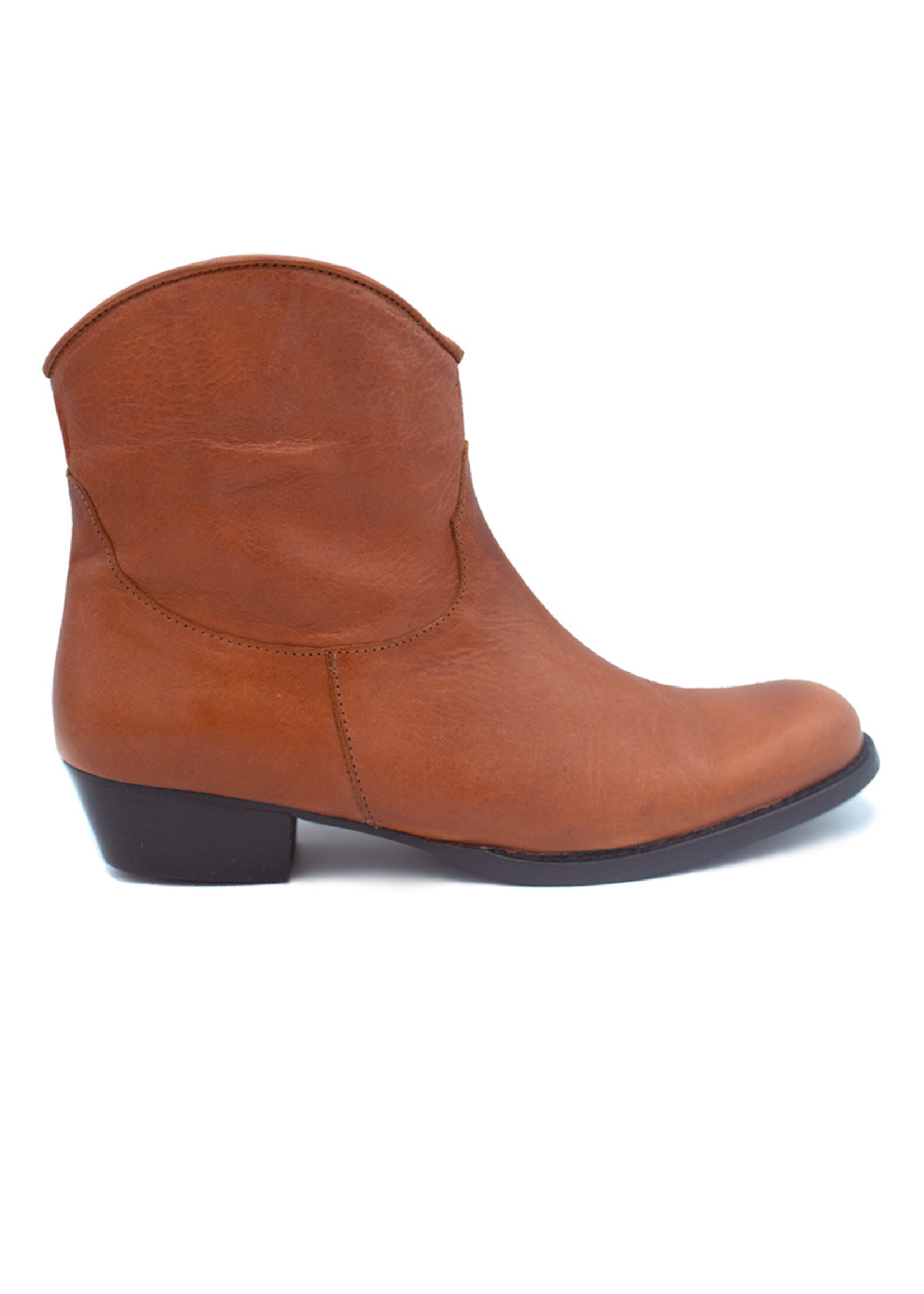 ELI camel cowgirl boot
