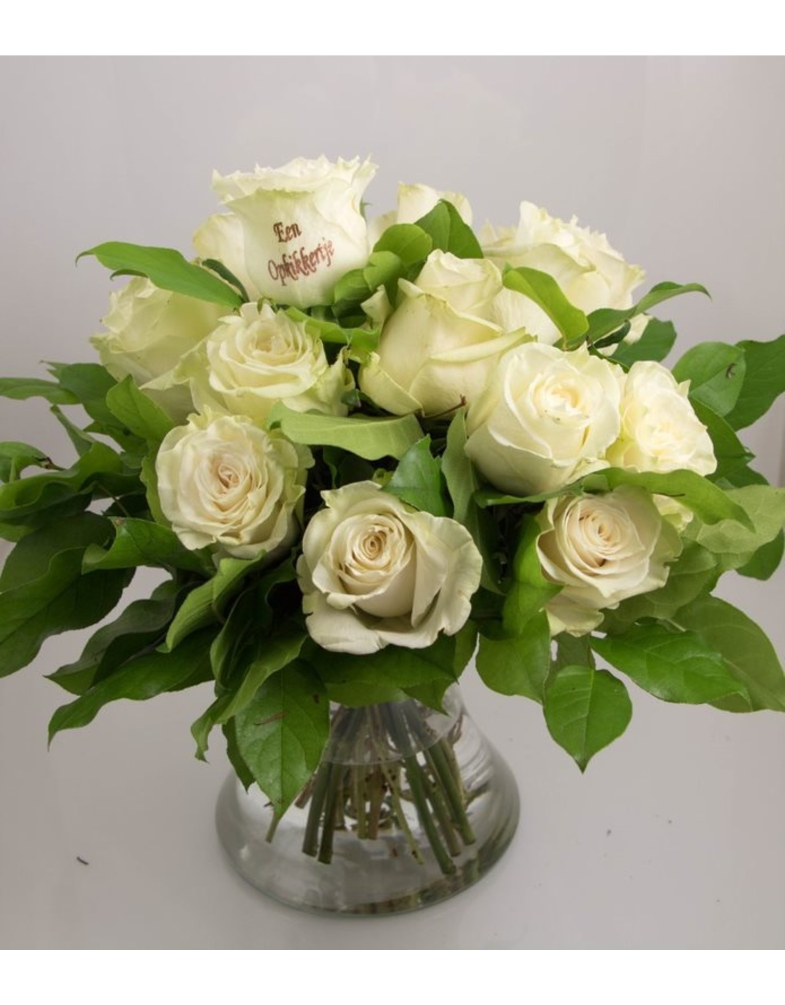 Magic Flowers Boeket 15 rozen - Wit - Een opkikkertje
