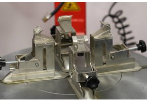 TM Klauwen voor de motorfietsbanden