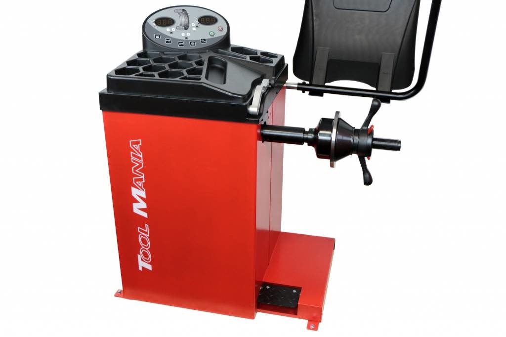 TM Profi Balanceermachine 10-24 inch met voetrem