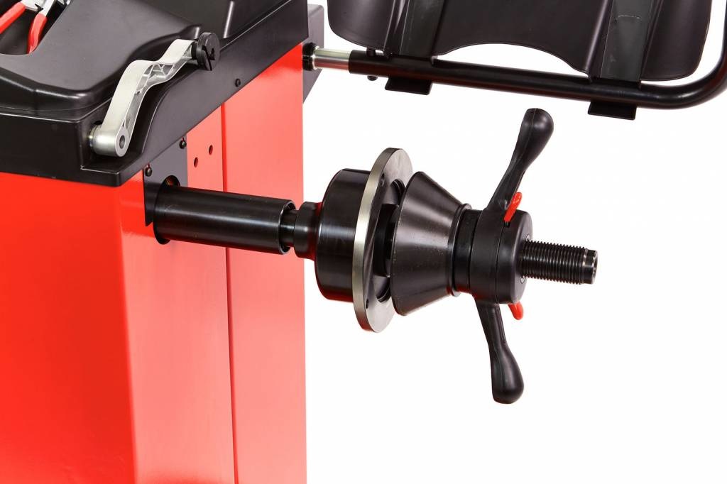 TM Profi Balanceermachine 10-24 inch met voetrem