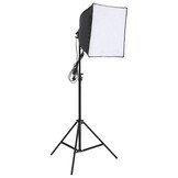 VD  Fotostudioset met verlichtingsset en achtergrond