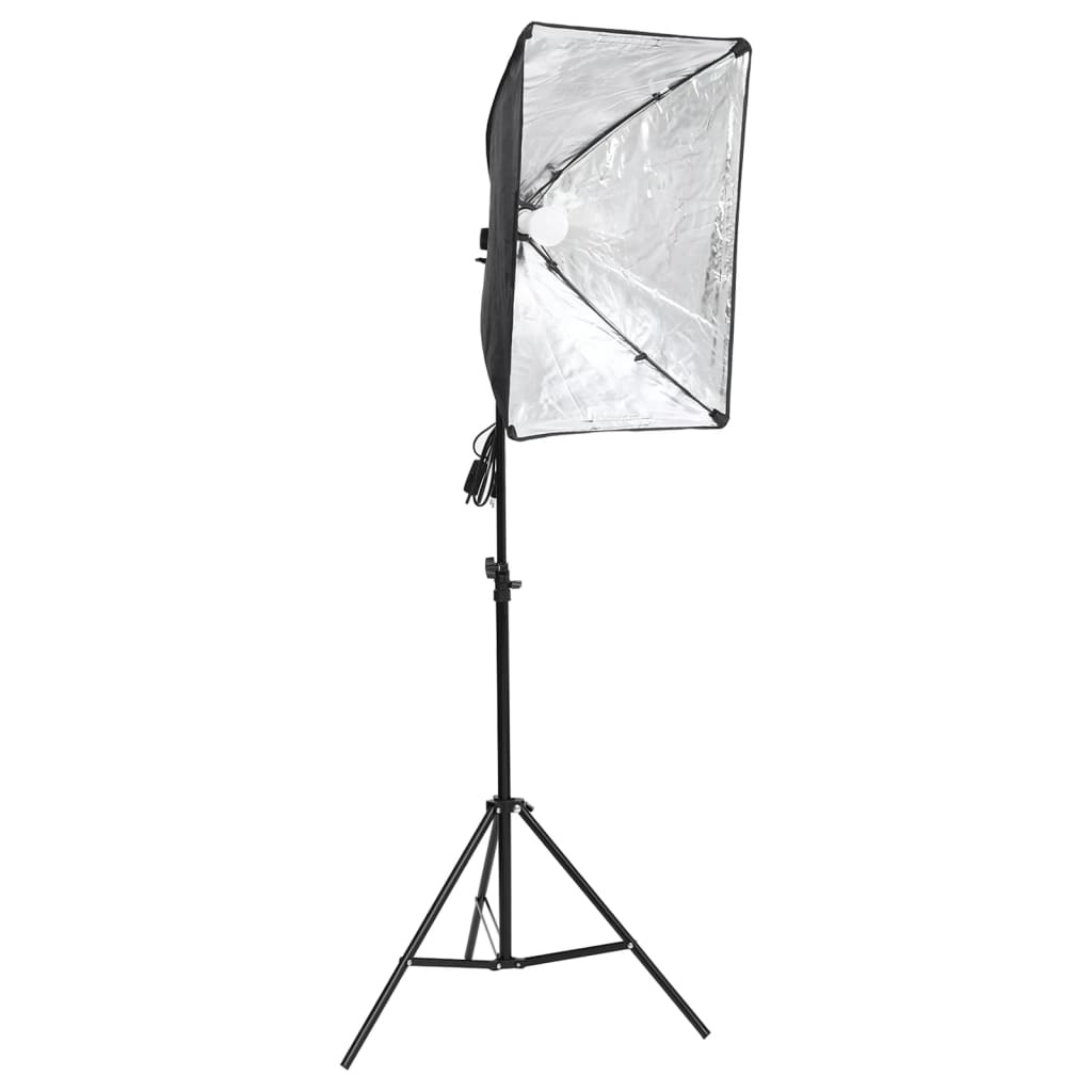 VD Fotostudioset met softboxlamp en achtergrond