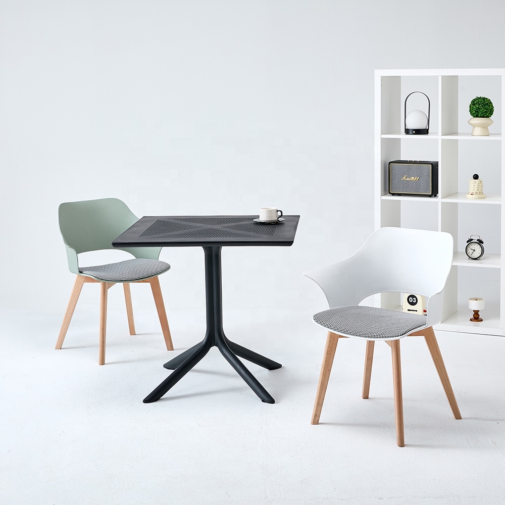 TM Stoel Luna groen: Scandinavisch design met moderne twist