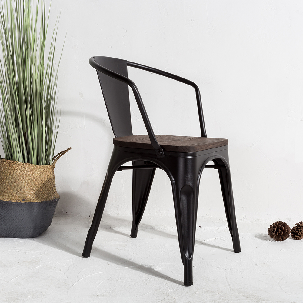 TM Vintage Vibe – stoel Zwart-Bruin met Retro Karakter