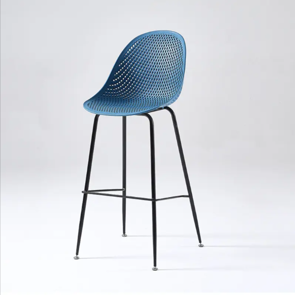 TM HighPoint – Stijlvolle Barkruk met Comfort en Karakter blauw