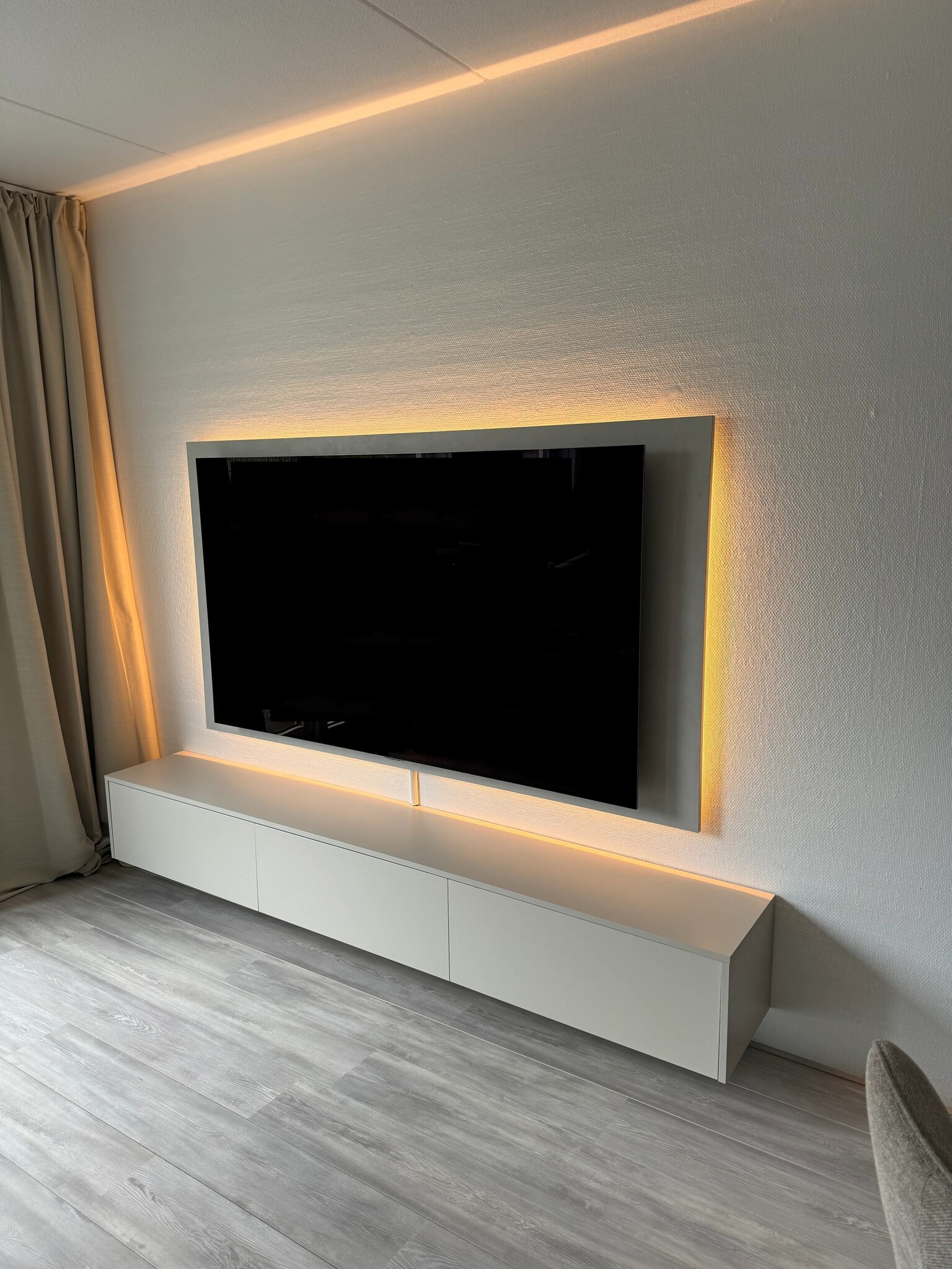 TM TV Meubel Licht Beige L275 x D36 x H33 cm