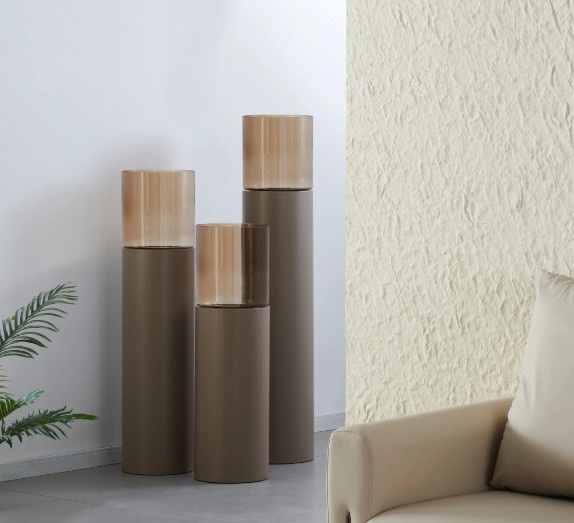 TM Luxe Windlicht op pilaar champagne 3 delig: H90 + H110 + H130 cm