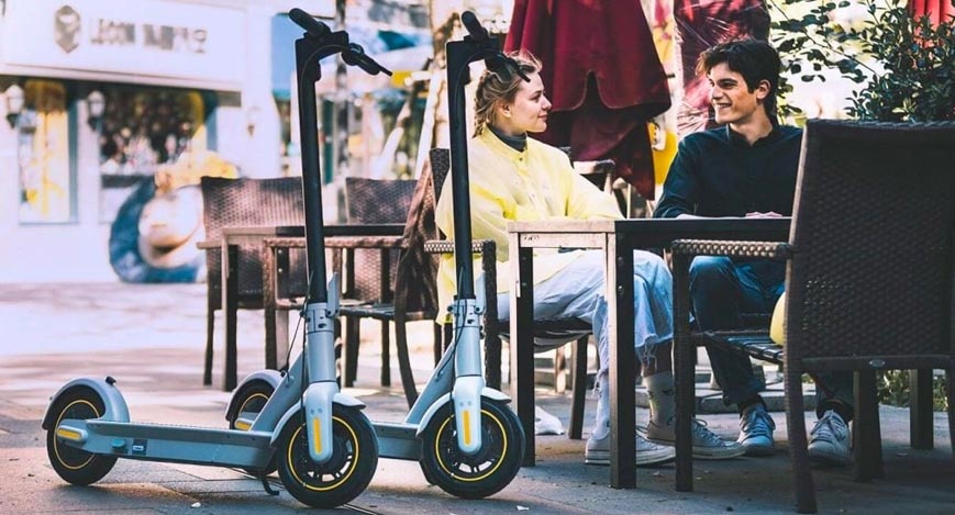 Blog - The New Max: Segway-Ninebot Kickscooter Max G30LP - Voltes