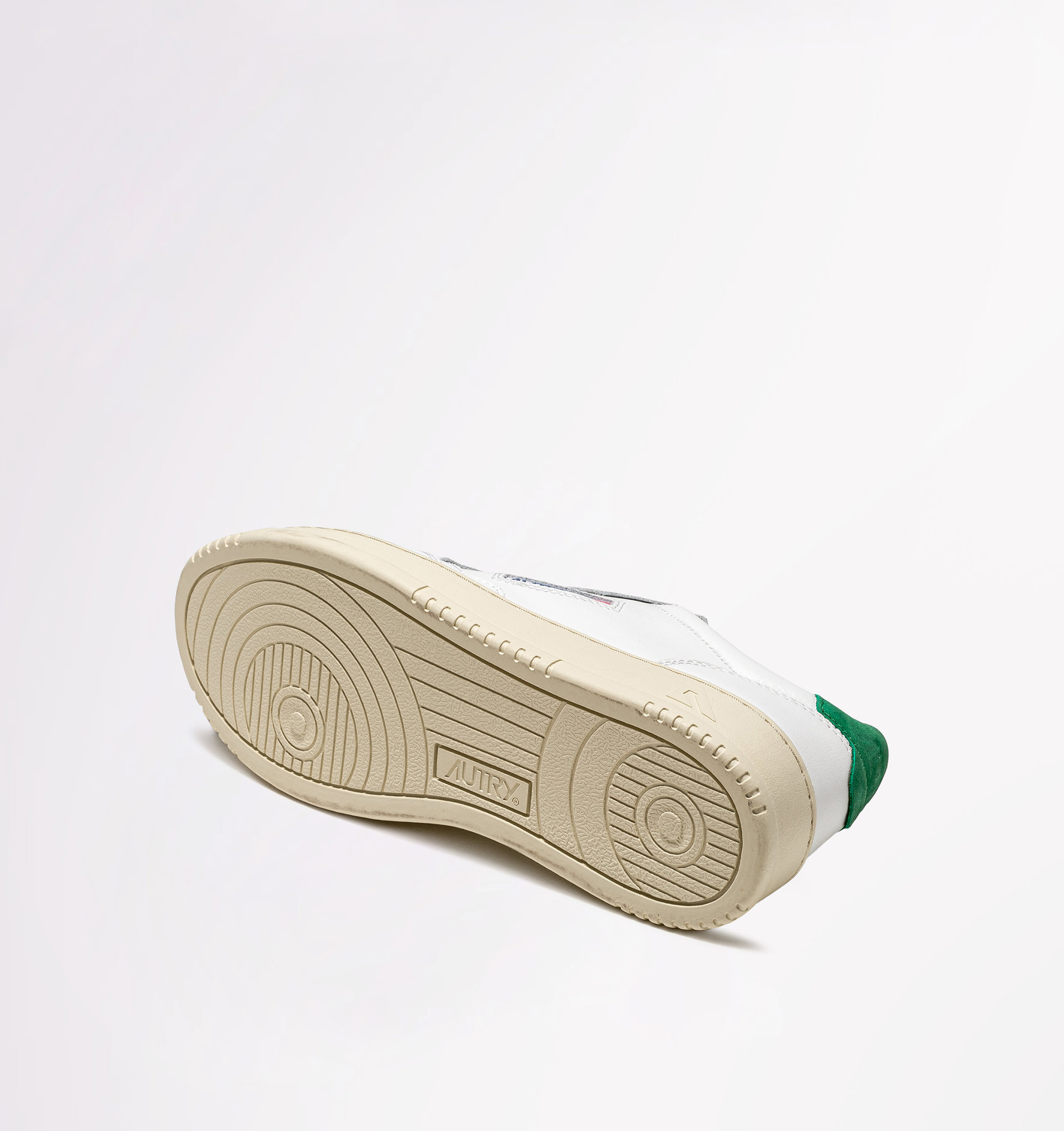 Low Man Wht/Ama