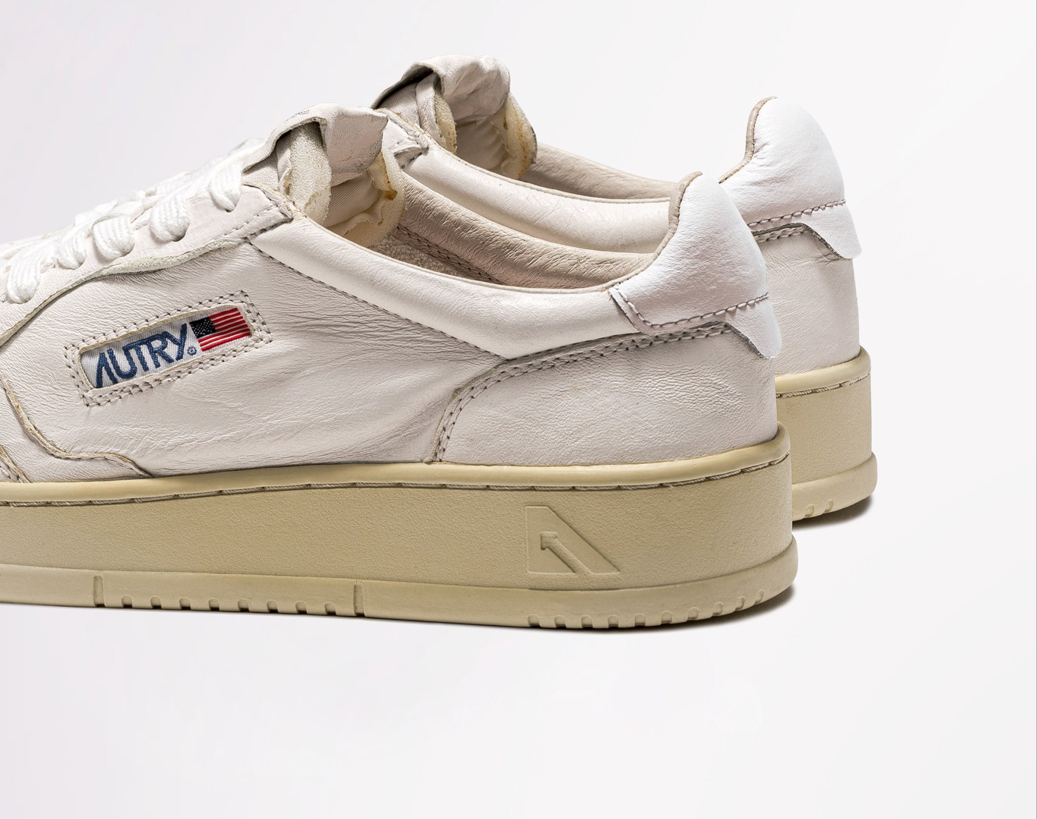 Low Goat/Goat White