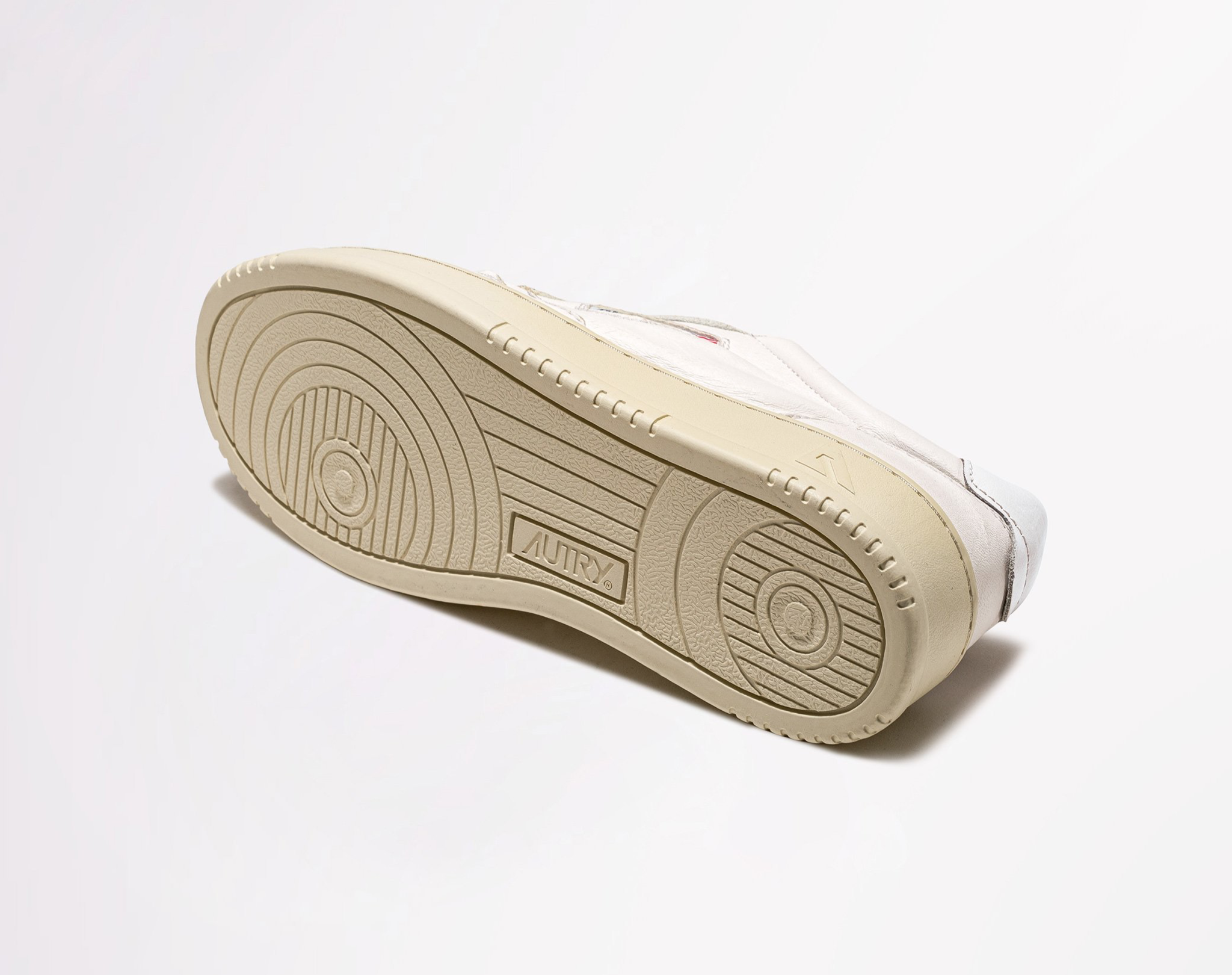Low Goat/Goat White